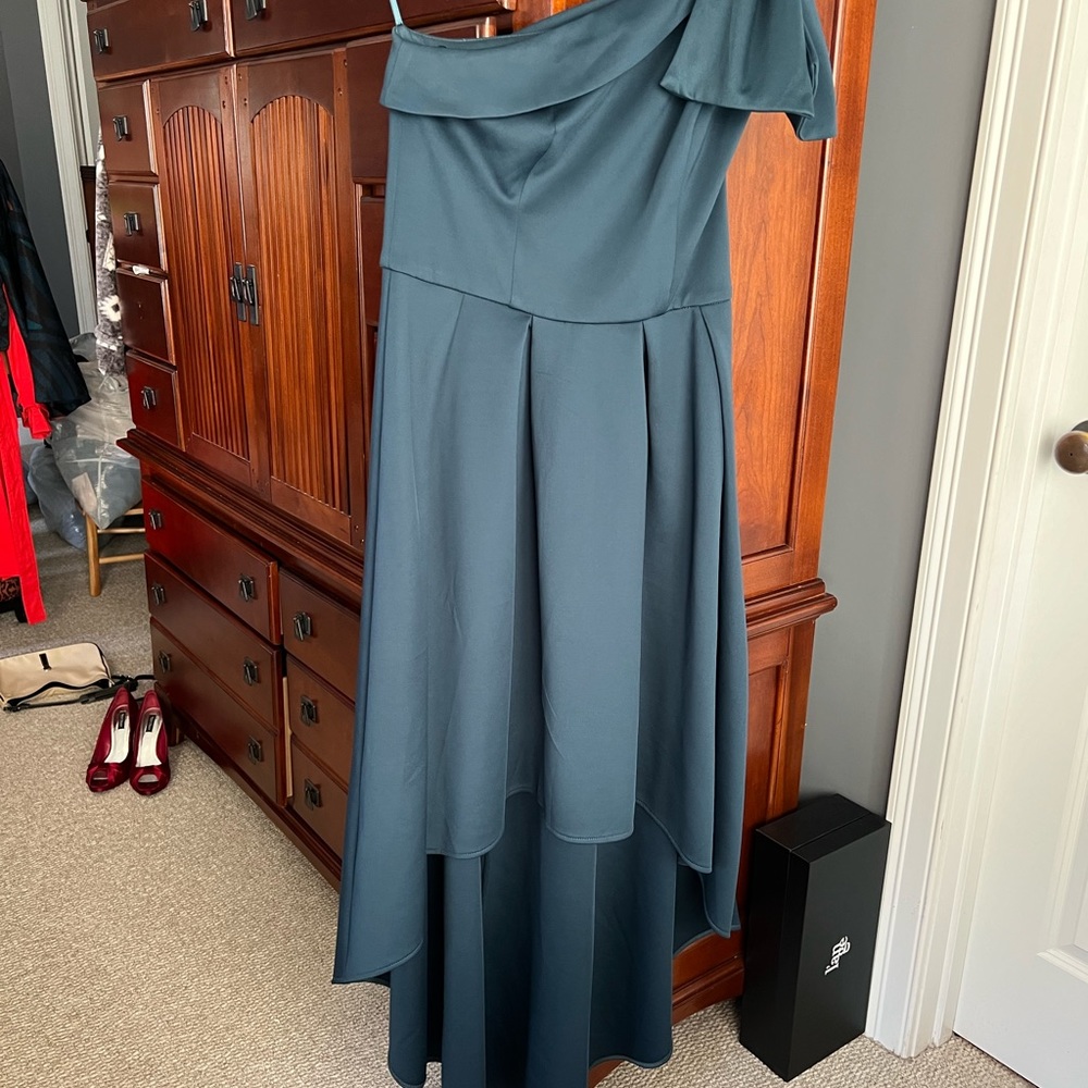 Occassion dress - Beautiful dark teal one shoulder side zip dress. Size 8